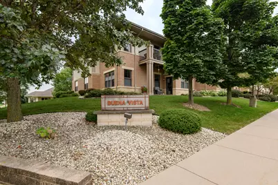 W129N6811  Northfield Dr #107, Menomonee Falls, WI 53051 - Photo 2