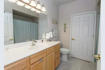 W129N6811  Northfield Dr #107, Menomonee Falls, WI 53051 - Photo 22