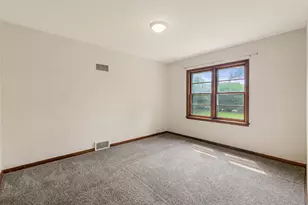4411 W Custer Ave, Milwaukee, WI 53218 - Photo 8