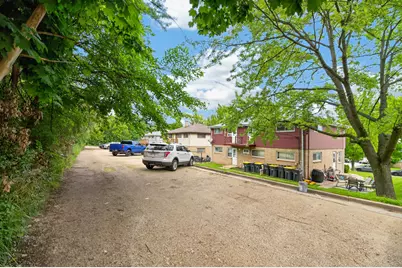 809  John St, Waukesha, WI 53188 - Photo 8