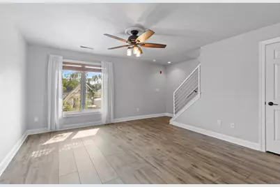 1515 N Van Buren St #403, Milwaukee, WI 53202 - Photo 10