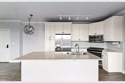 1515 N Van Buren St #403, Milwaukee, WI 53202 - Photo 6