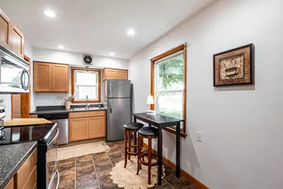 3034 S 68th St, Milwaukee, WI 53219 - Photo 6