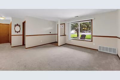 1255 N Sunnyslope Dr #104, Racine, WI 53406 - Photo 16