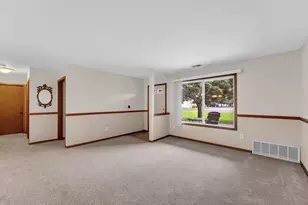 1255 N Sunnyslope Dr, Racine, WI 53406 - Photo 16