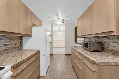 1255 N Sunnyslope Dr #104, Racine, WI 53406 - Photo 10