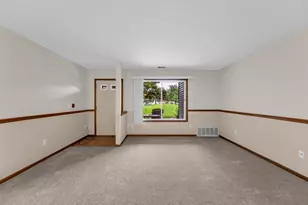 1255 N Sunnyslope Dr, Racine, WI 53406 - Photo 4