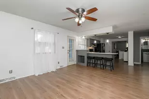 5515 N Shasta Dr, Glendale, WI 53209 - Photo 16