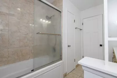 5515 N Shasta Dr, Glendale, WI 53209 - Photo 22