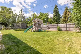 5515 N Shasta Dr, Glendale, WI 53209 - Photo 34