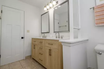 5515 N Shasta Dr, Glendale, WI 53209 - Photo 20