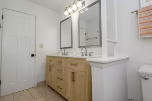 5515 N Shasta Dr, Glendale, WI 53209 - Photo 20