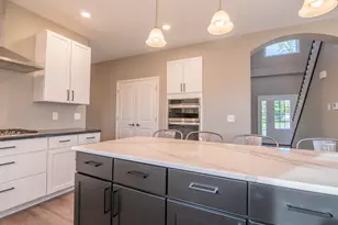 549 S 2nd St, Medford, WI 54451 - Photo 6