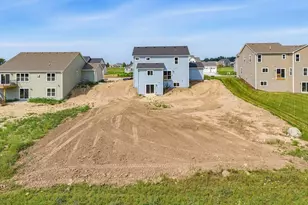 N156W 19311 E Gate Dr, Jackson, WI 53037 - Photo 34
