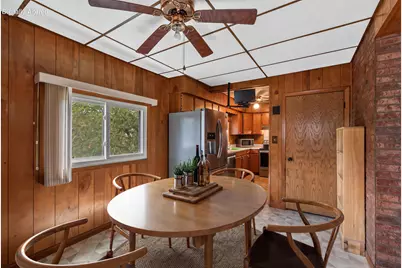 355 W State St, Hartford, WI 53027 - Photo 10