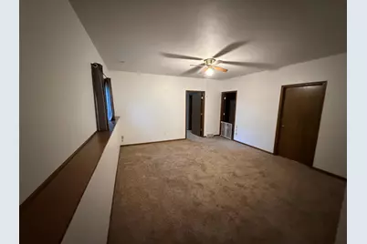 2568  Pebble Valley Rd, Waukesha, WI 53188 - Photo 22