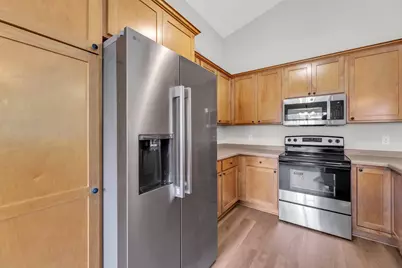 916  Langdon Ct, Racine, WI 53406 - Photo 26