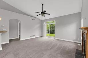 916 Langdon Ct, Racine, WI 53406 - Photo 16