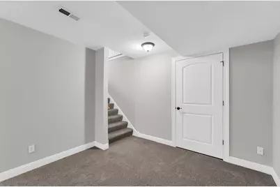 916  Langdon Ct, Racine, WI 53406 - Photo 32