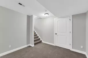 916 Langdon Ct, Racine, WI 53406 - Photo 32