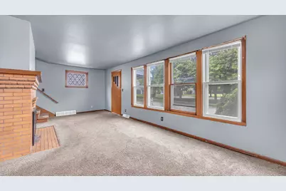 241  Amory St, Fond du Lac, WI 54935 - Photo 4