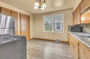 241 Amory St, Fond du Lac, WI 54935 - Photo 10