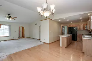 419 Jewel St, Juneau, WI 53039 - Photo 2