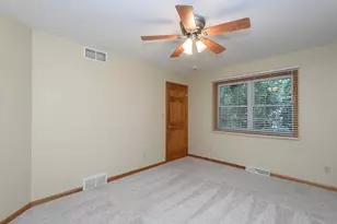 419 Jewel St, Juneau, WI 53039 - Photo 14