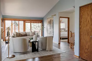 108 E Sutton Pl, Waukesha, WI 53188 - Photo 18