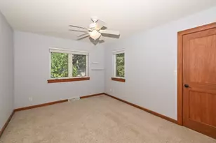 12659 N East Shoreland Dr, Mequon, WI 53092 - Photo 22