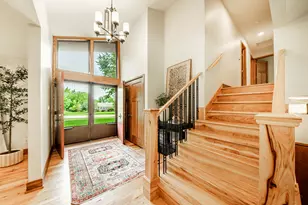 17765 Alta Louise Pkwy, Brookfield, WI 53045 - Photo 4