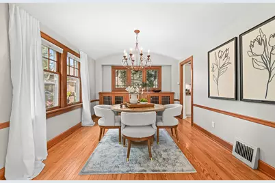 6116  Washington Cir, Wauwatosa, WI 53213 - Photo 8