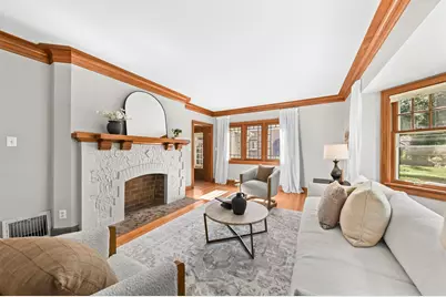 6116  Washington Cir, Wauwatosa, WI 53213 - Photo 6