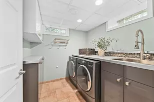 6116 Washington Cir, Wauwatosa, WI 53213 - Photo 28