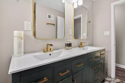 4575 N 46th St, Milwaukee, WI 53218 - Photo 10