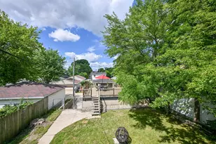 4551 S 50th St, Greenfield, WI 53220 - Photo 18