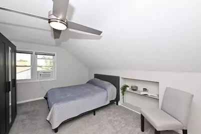 4551 S 50th St, Greenfield, WI 53220 - Photo 6