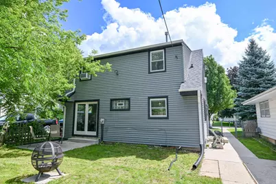 4551 S 50th St, Greenfield, WI 53220 - Photo 20
