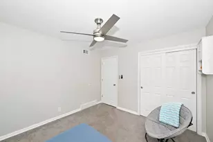 4551 S 50th St, Greenfield, WI 53220 - Photo 10