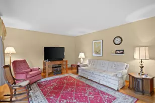 1121 Jean St, Racine, WI 53182 - Photo 4
