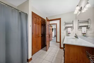 165 Chelsea Ln, Racine, WI 53182 - Photo 44