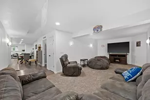 165 Chelsea Ln, Racine, WI 53182 - Photo 48