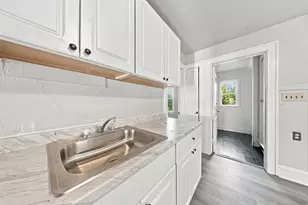 3414 N Vel R. Phillips Ave, Milwaukee, WI 53212 - Photo 18