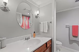 717 St Johns Dr, Delafield, WI 53018 - Photo 36