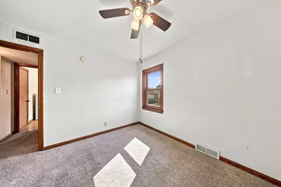 3763 S 20th Pl, Milwaukee, WI 53221 - Photo 18
