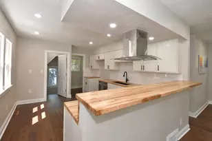 5527 N 34th St, Milwaukee, WI 53209 - Photo 12