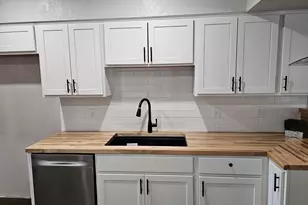 5527 N 34th St, Milwaukee, WI 53209 - Photo 14