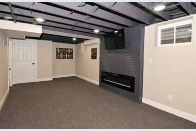 5527 N 34th St, Milwaukee, WI 53209 - Photo 32