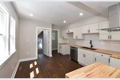 5527 N 34th St, Milwaukee, WI 53209 - Photo 12
