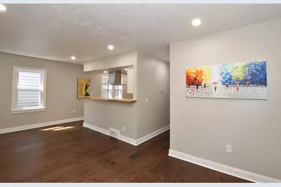 5527 N 34th St, Milwaukee, WI 53209 - Photo 8